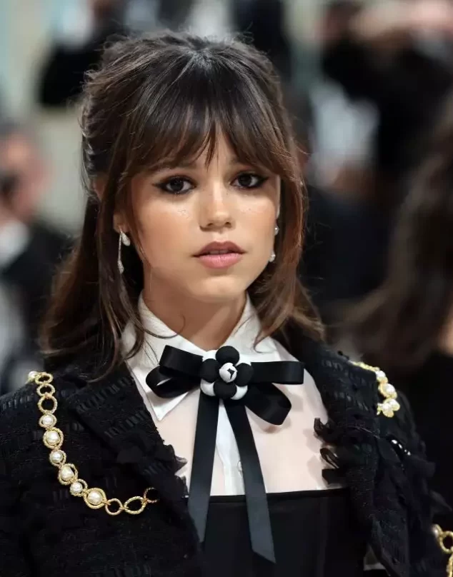 ¿Vestirse como tu personaje? Jenna Ortega le dice sí al look Beetlejuice