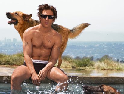 Jeremy Allen White nuevamente posa para Calvin Klein: ¿Qué otras celebridades lo hicieron?
