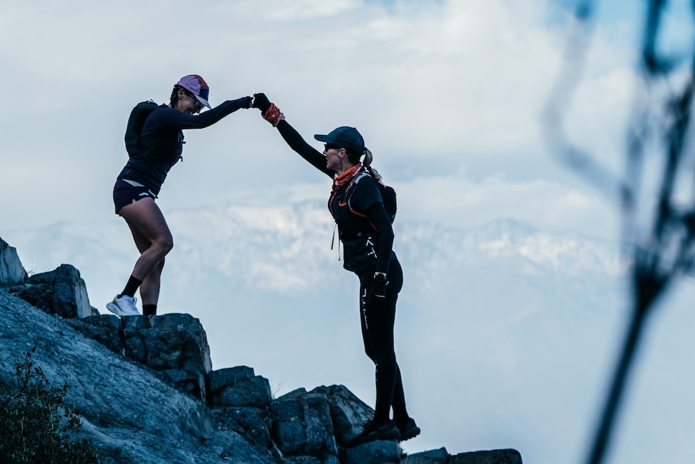 ‘Las Danis’, la primera dupla chilena que participará en el Ultra Trail Du Mont Blanc