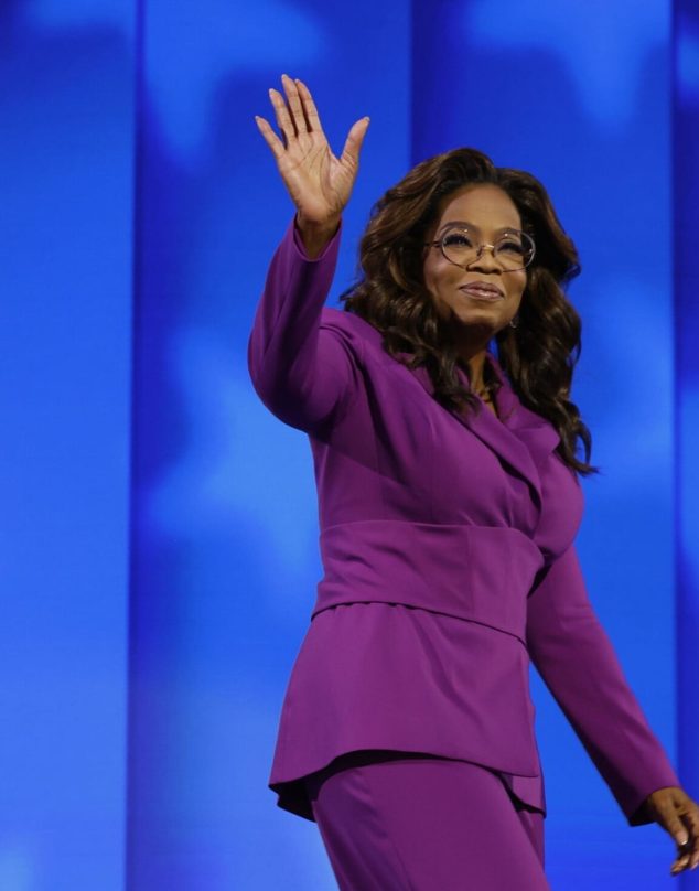 La sorpresiva aparición de Oprah Winfrey en la Convención Demócrata