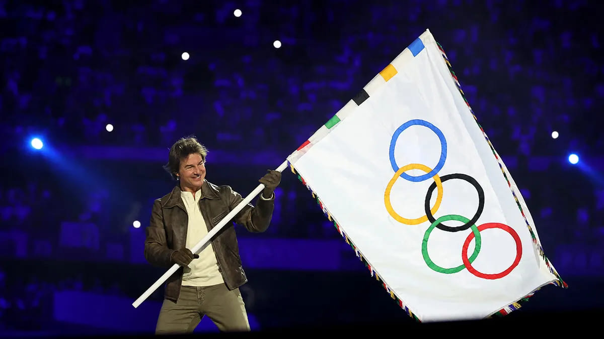 Tom Cruise se luce en el cierre de los Juegos Olímpicos 2024