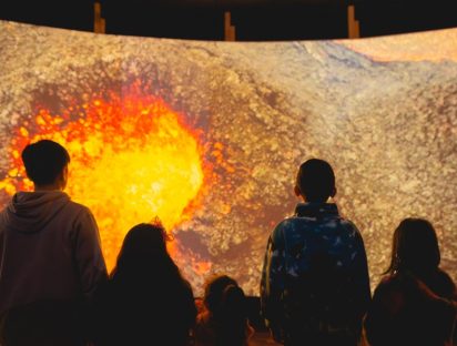 Museo MIM llega a Pucón con exposición del volcán Villarrica