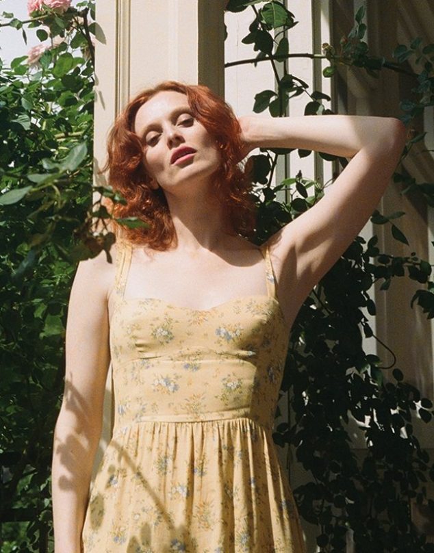 ¿Quién es Karen Elson, la modelo que tuvo a Taylor Swift y Rosalía en su matrimonio?