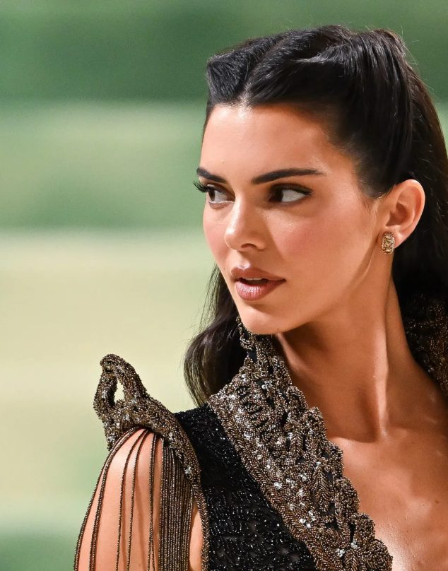 Kendall Jenner se hace un radical cambio de look para NYFW