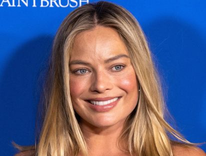 AsÍ fue la primera alfombra roja embarazada de Margot Robbie