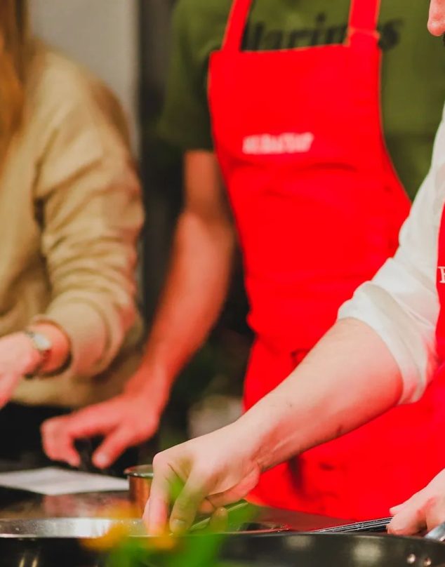 Escuela Rubaiyat: Empanadas y asado