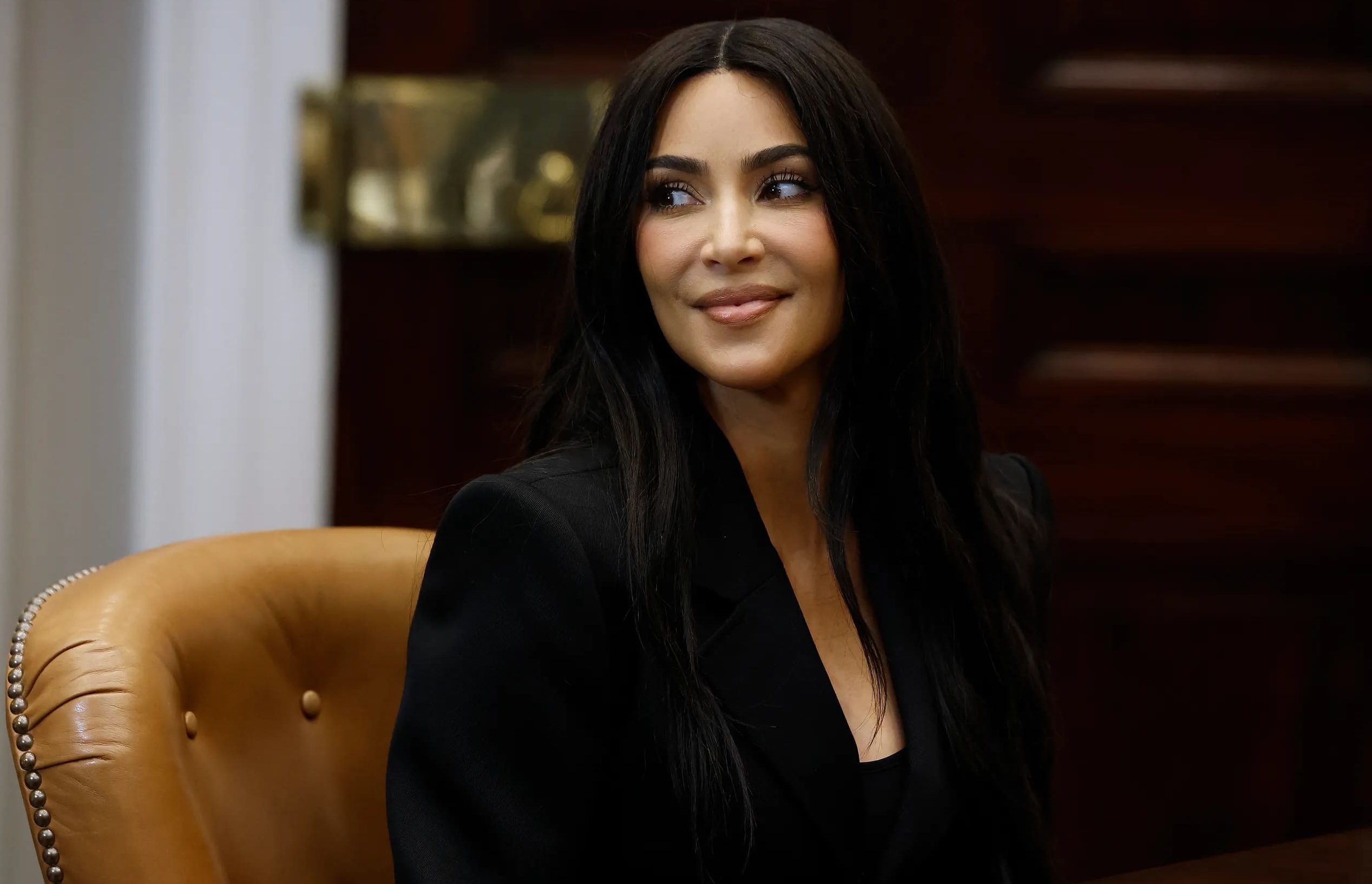 Kim Kardashian pide que se “reconsidere” la condena de los hermanos Menendez