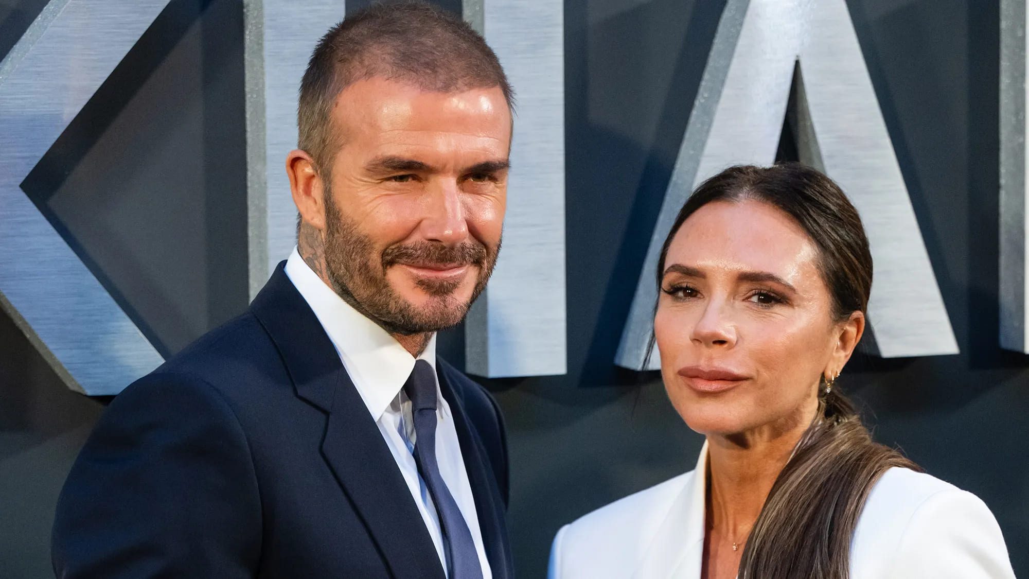 David Beckham se luce en entrenamiento matutino con su esposa Victoria