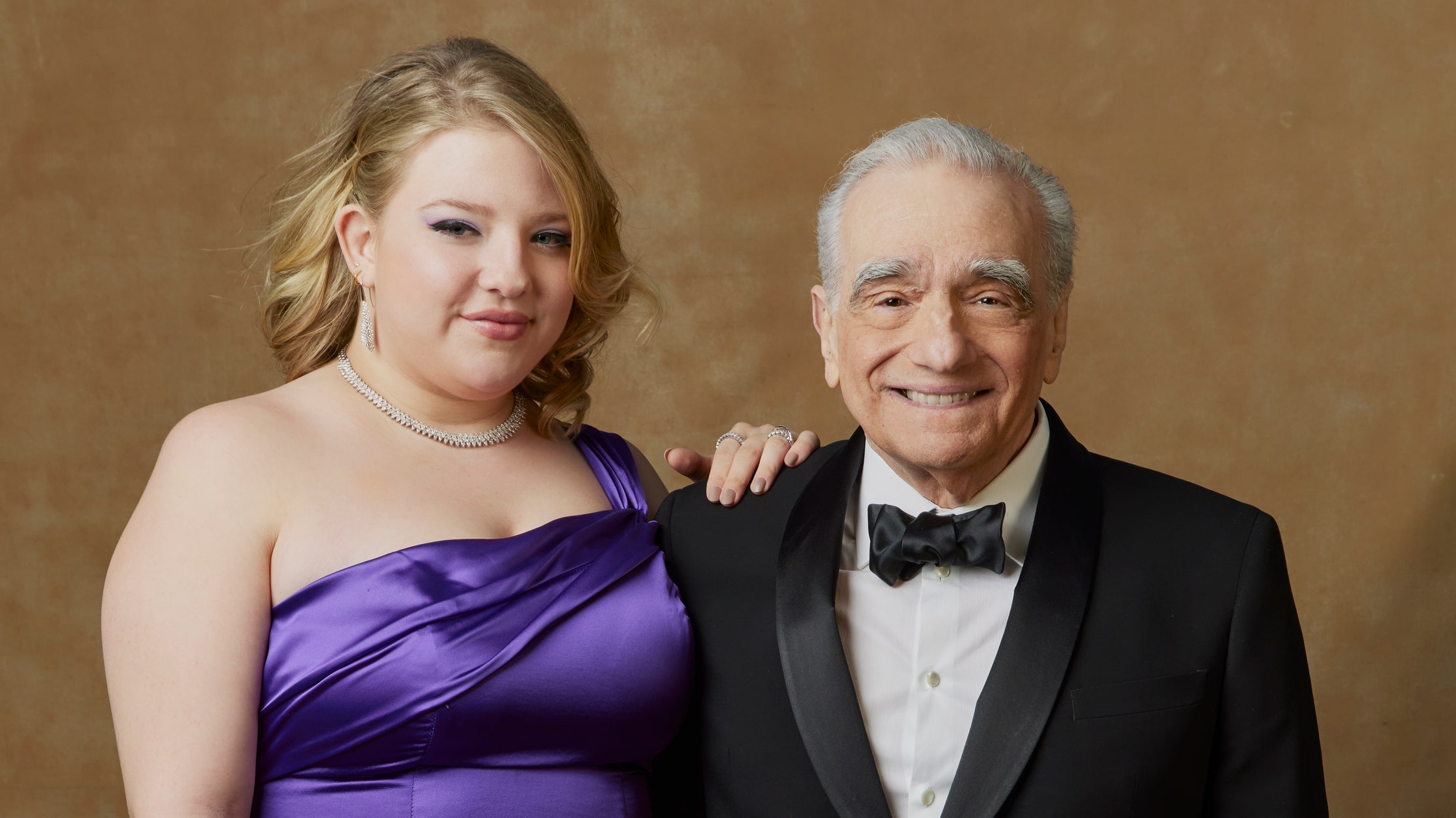 La hija veinteañera de Martin Scorsese arrasa con videos junto a su padre