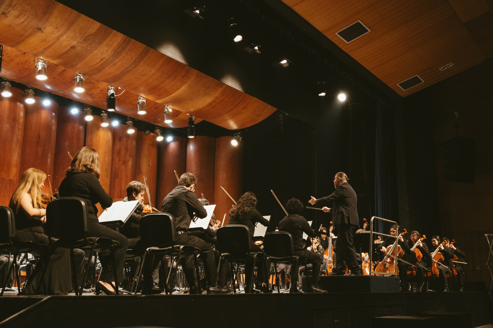 Orquesta Interfacultades UC realizará gira por el norte grande de Chile con repertorio navideño