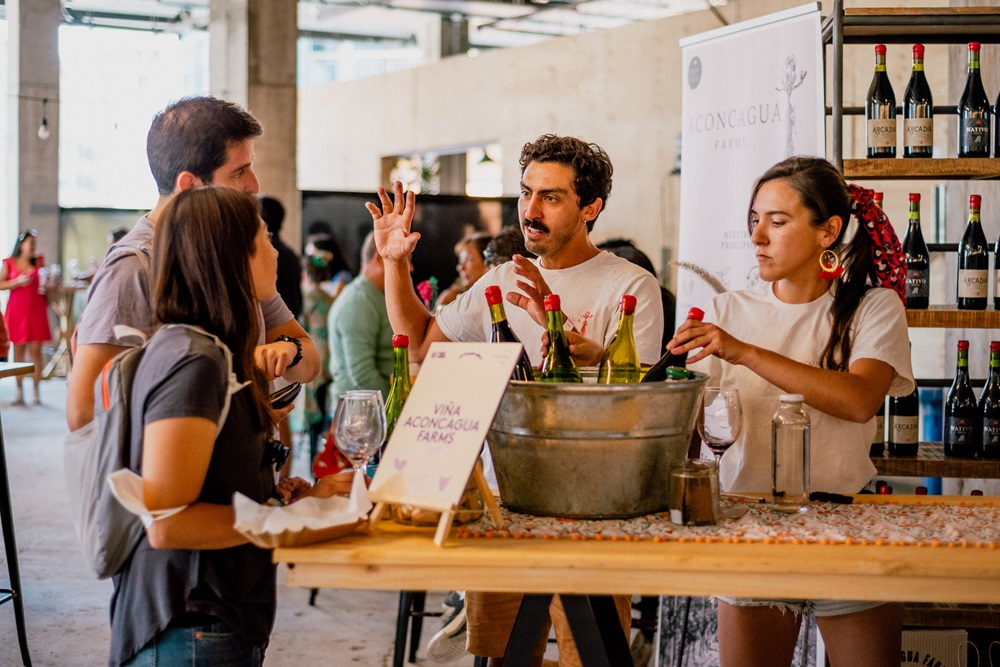 Feria Bocas Moradas: el imperdible encuentro de vinos de autor para regalar esta Navidad