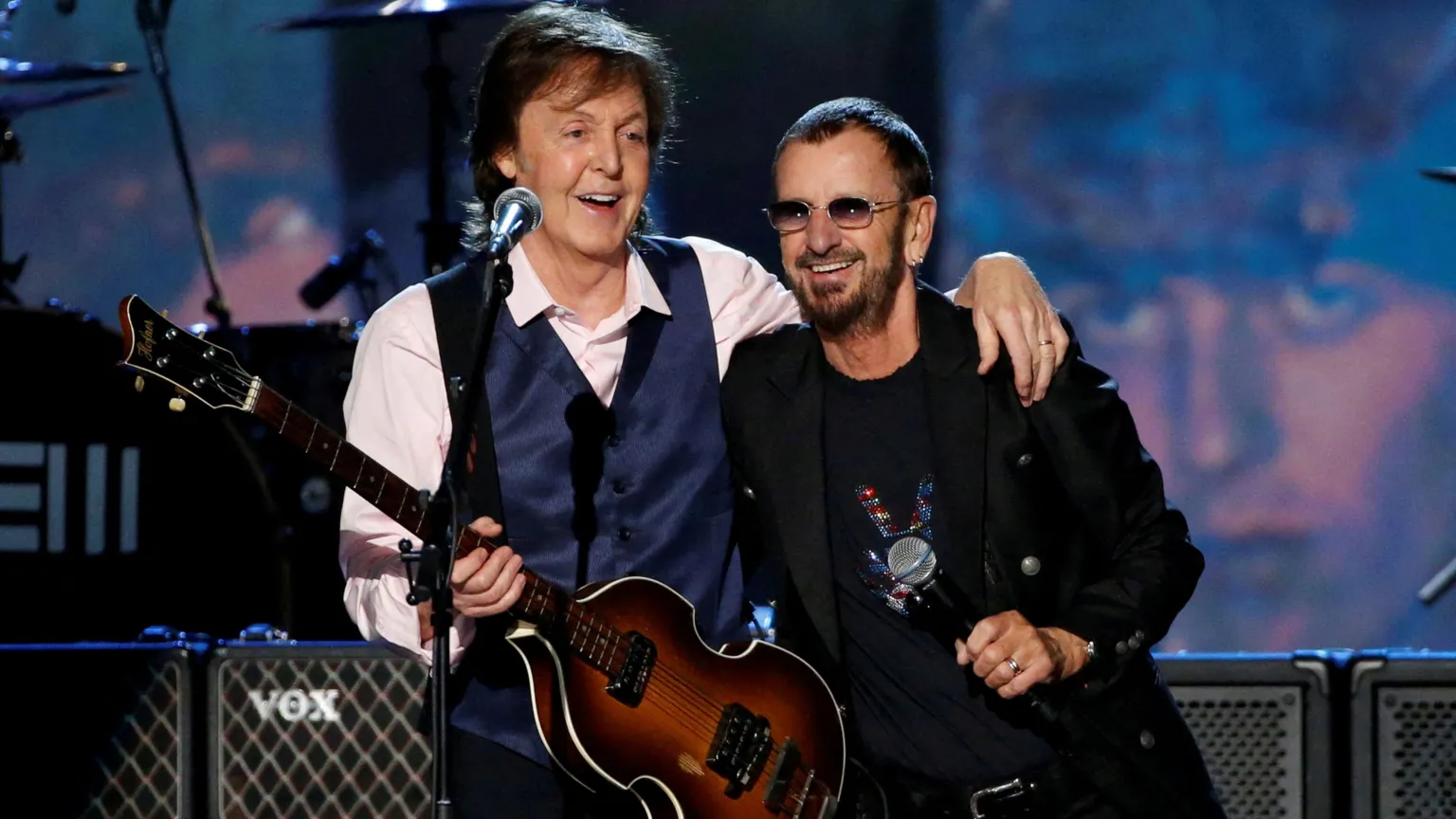 El reencuentro histórico: Paul McCartney y Ringo Starr tocan juntos en un concierto en Londres