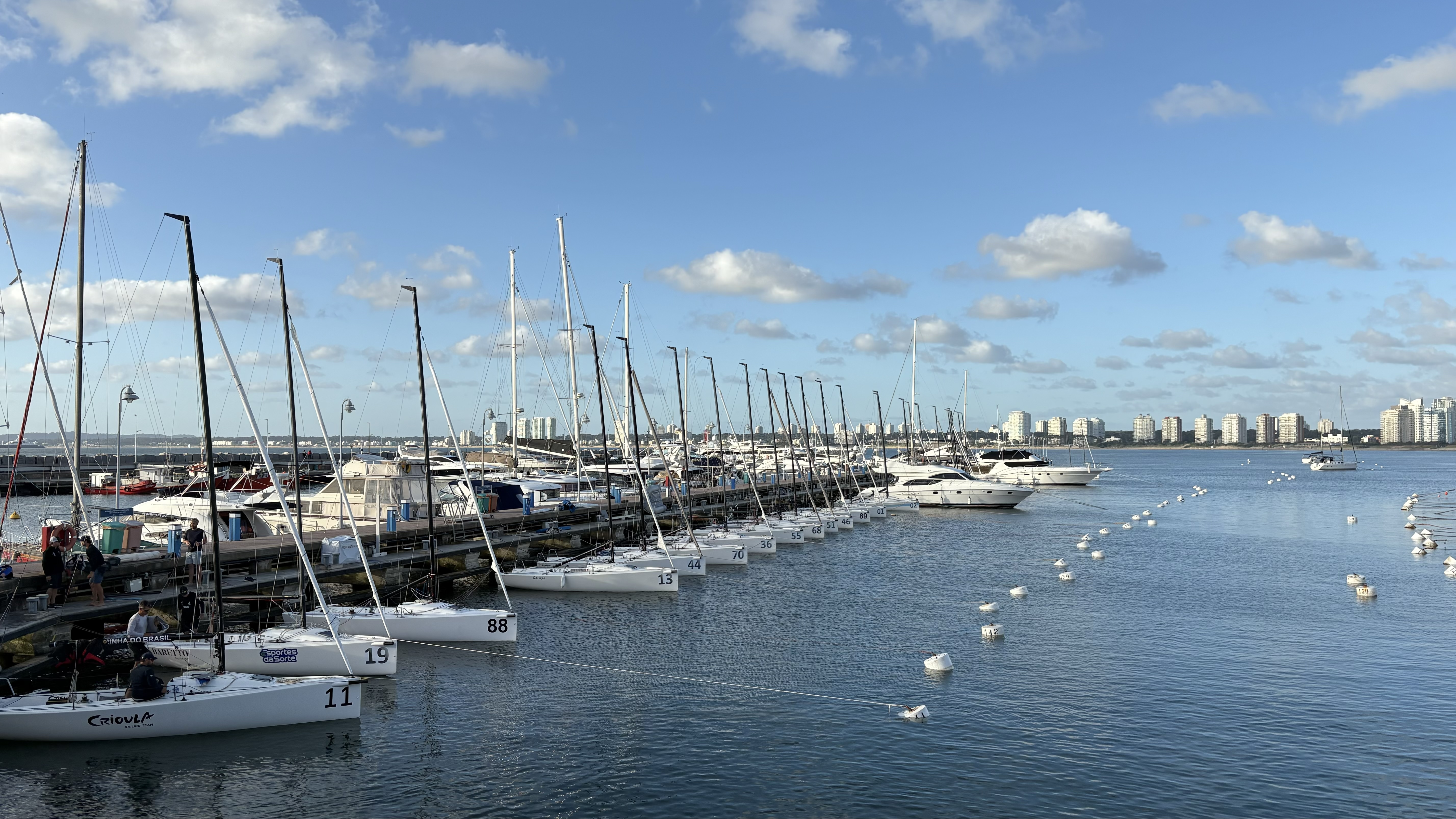 Punta del Este: Viaje directo al mar, cultura y la buena mesa