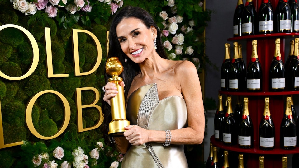 Demi Moore ganó su primer premio como actriz después de 45 años en la industria