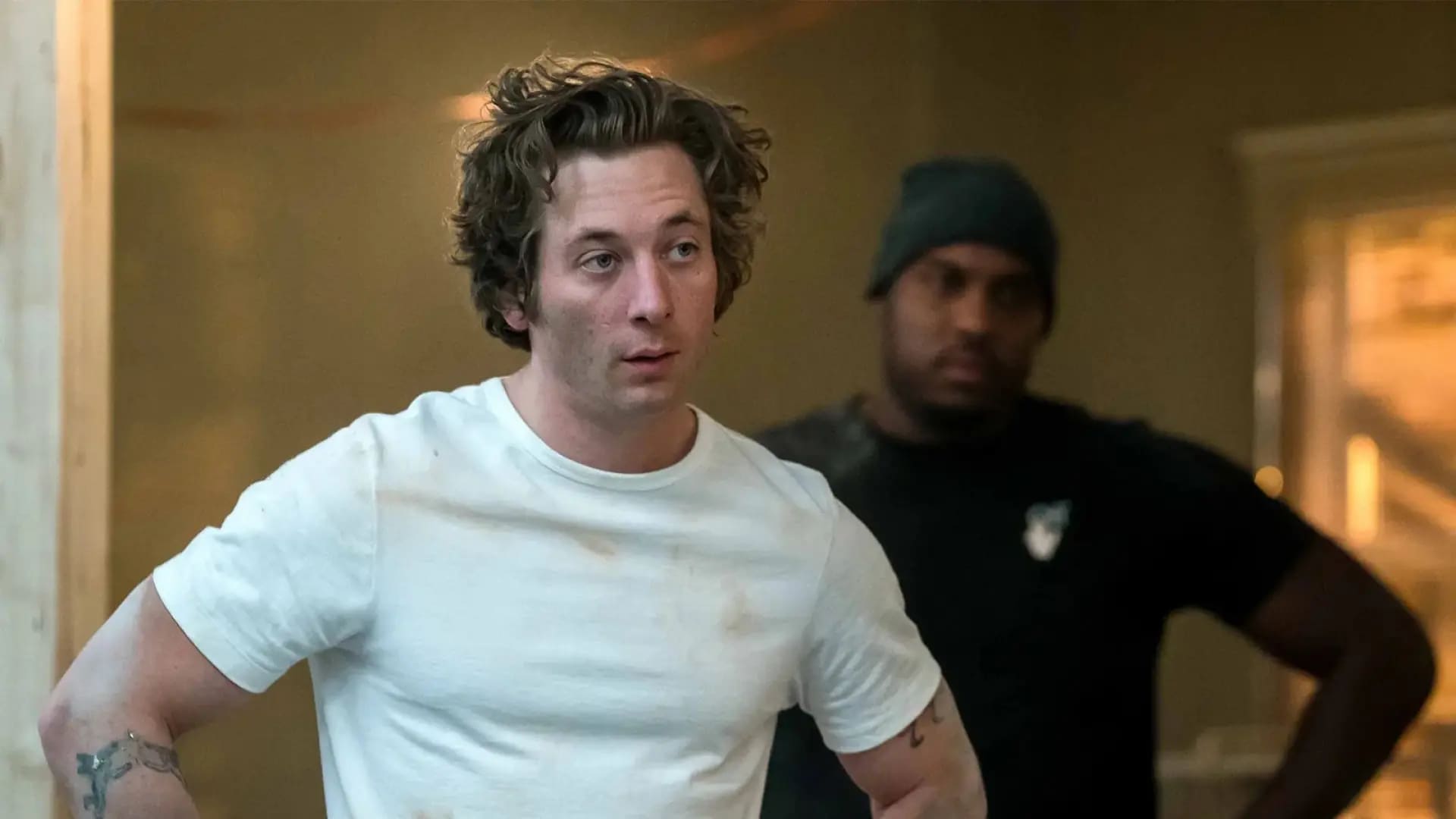 Jeremy Allen White protagonizará nueva adaptación de André Aciman