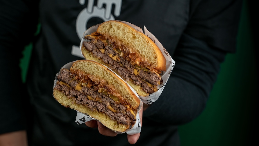 Local Burger abre su tercer local en Providencia