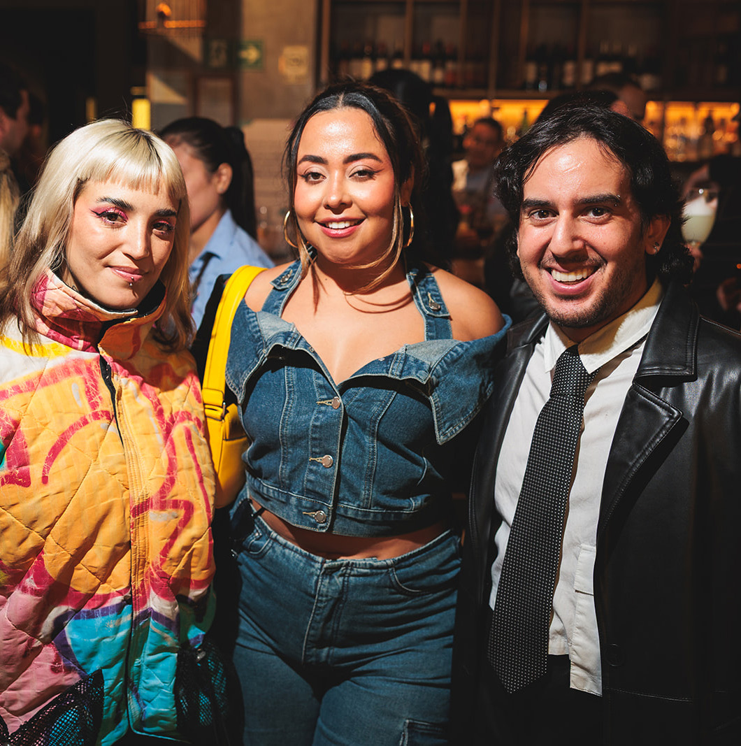 MONTSERRAT GÓNGORA, BÁRBARA SANOJA Y RUBÉN RAMÍREZ.