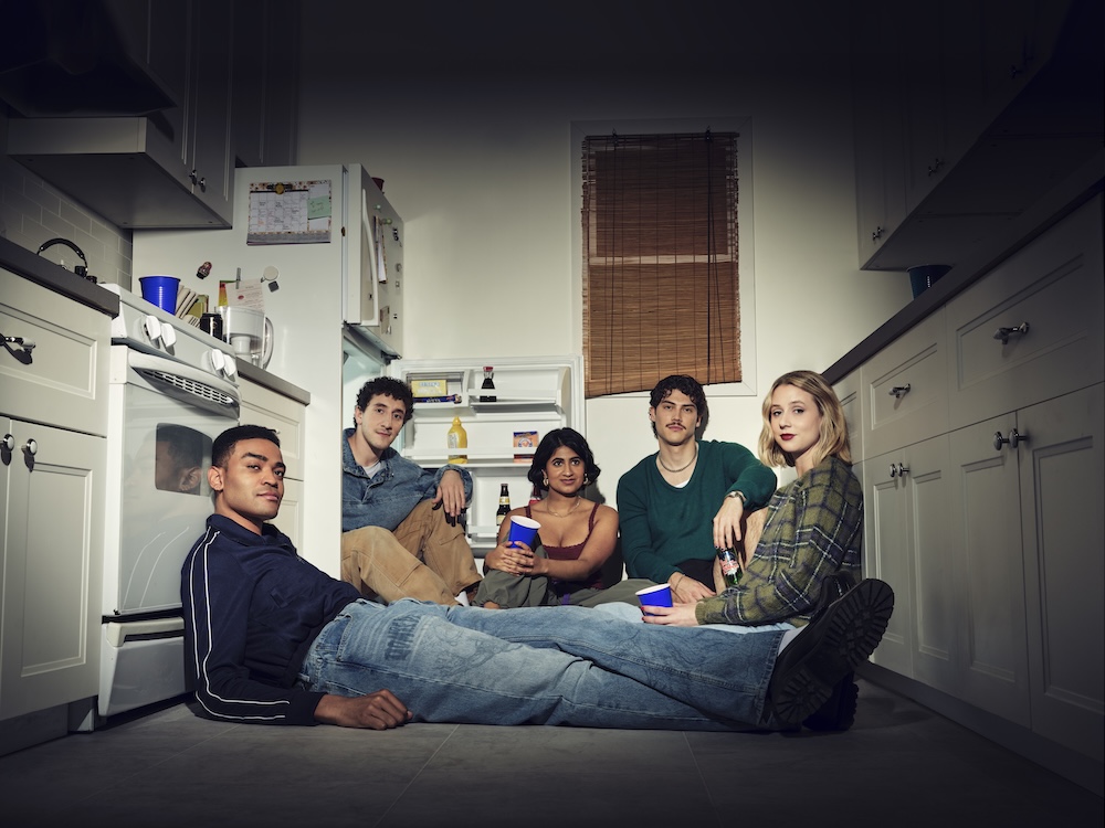 Disney+ presenta el tráiler de “Adultos”, nueva serie de comedia