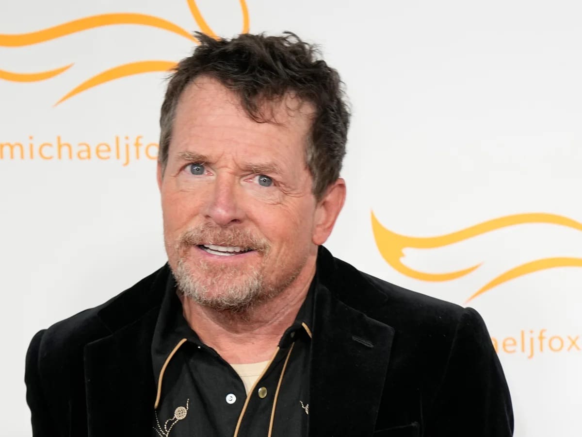 Michael J. Fox sorprende con su regreso a la pantalla en “Shrinking” de Apple TV+
