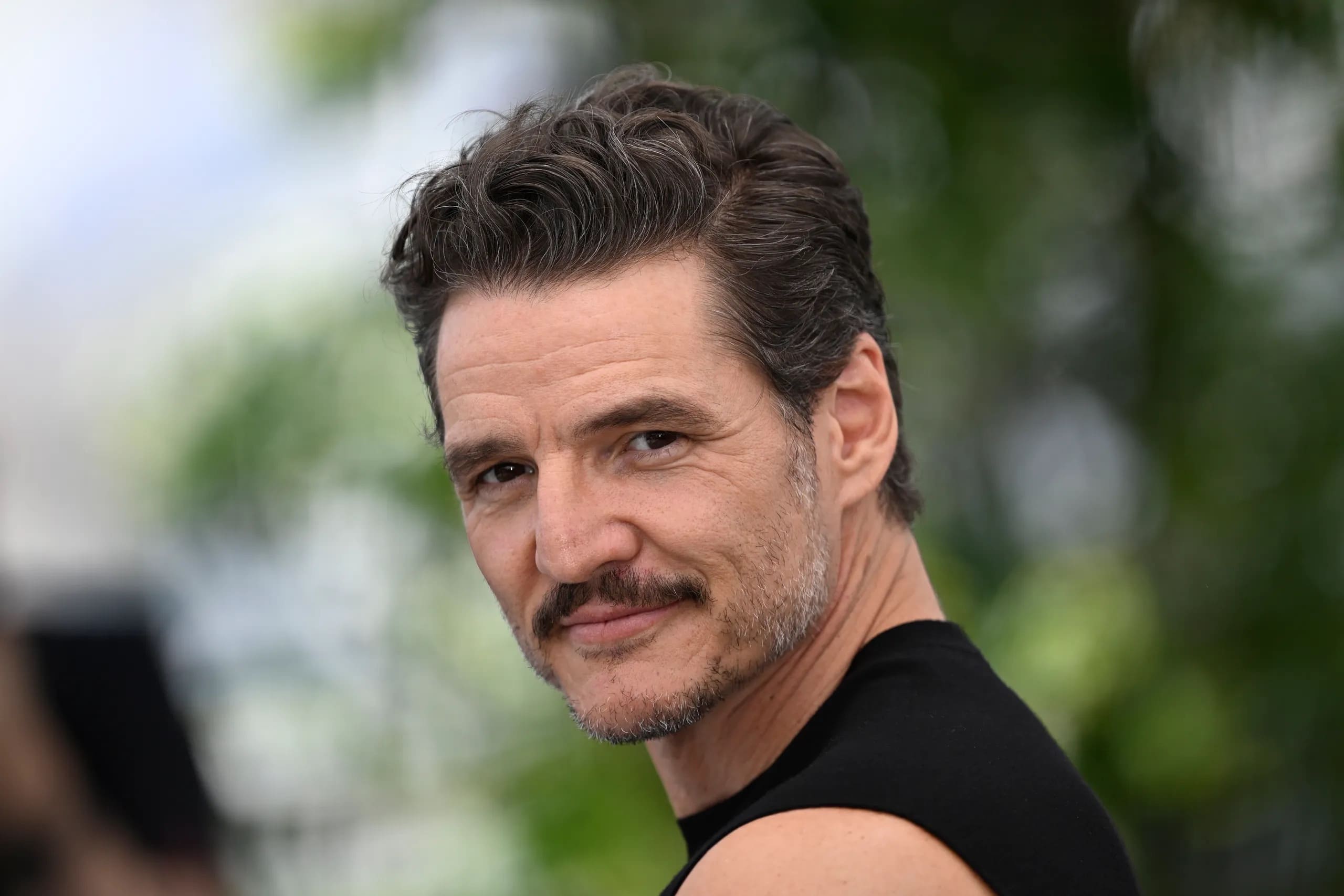 Pedro Pascal narra el documental que revela un hallazgo astronómico clave 