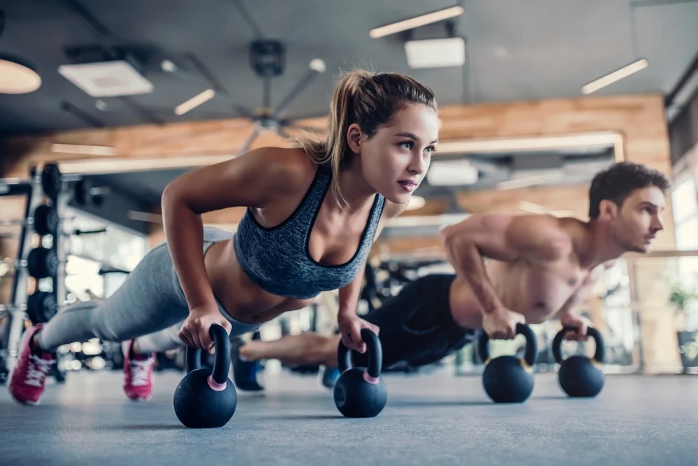 ¿Nuevo en el gimnasio? Conoce los errores más comunes al comenzar a entrenar