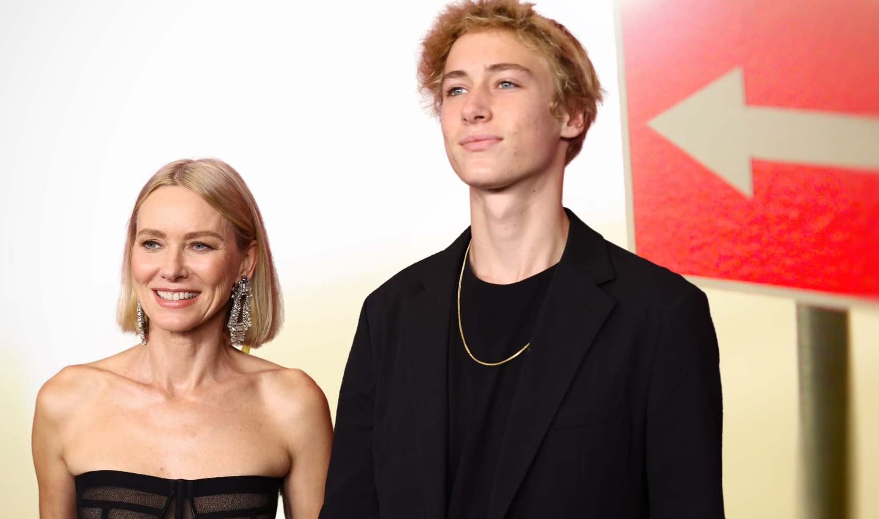 El emotivo adiós de Naomi Watts: su hijo Sasha comienza la universidad  
