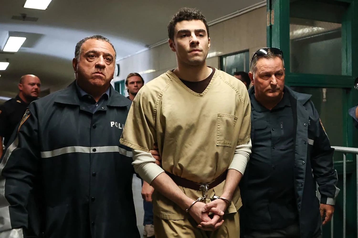 Así avanza el caso de Luigi Mangione: Se retiran dos cargos en su contra