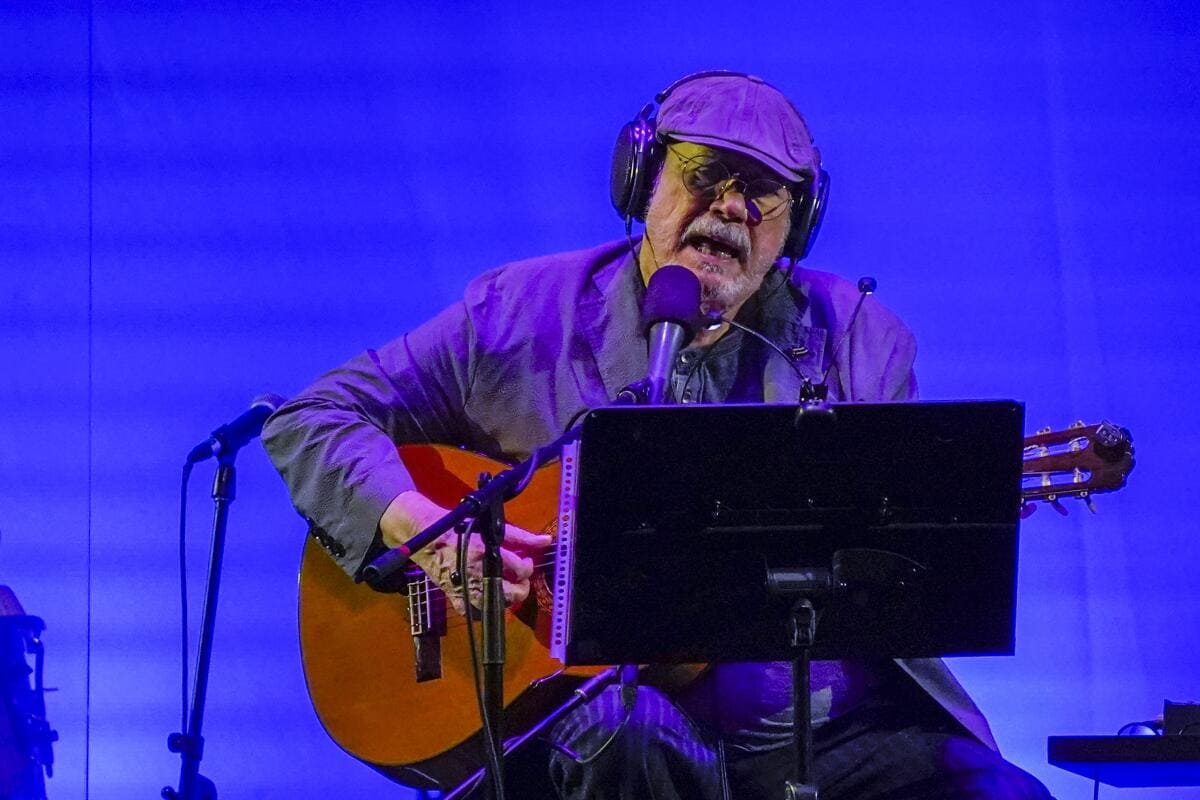 Conoce a los artistas chilenos que abrirán los conciertos de Silvio Rodríguez