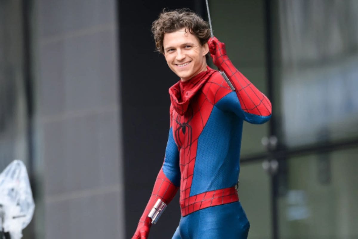 Tom Holland sufre lesión durante el rodaje de Spider-Man