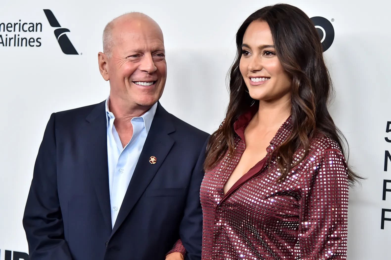 La esposa de Bruce Willis revela el signo inicial de su enfermedad