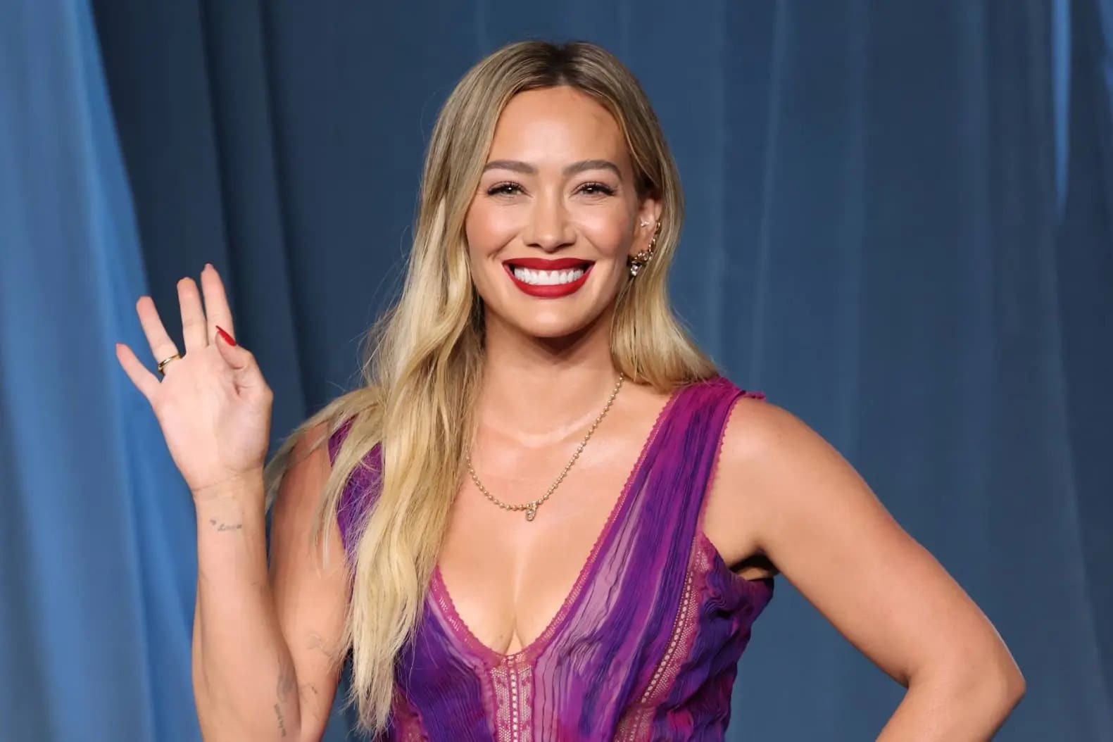 Hilary Duff vuelve a la música tras una década de silencio