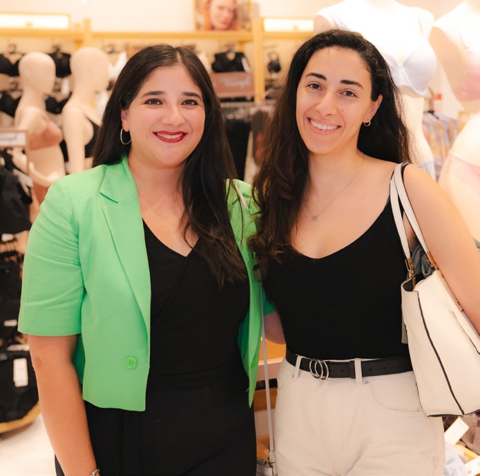 Javiera Cáceres y Karina Arcudi