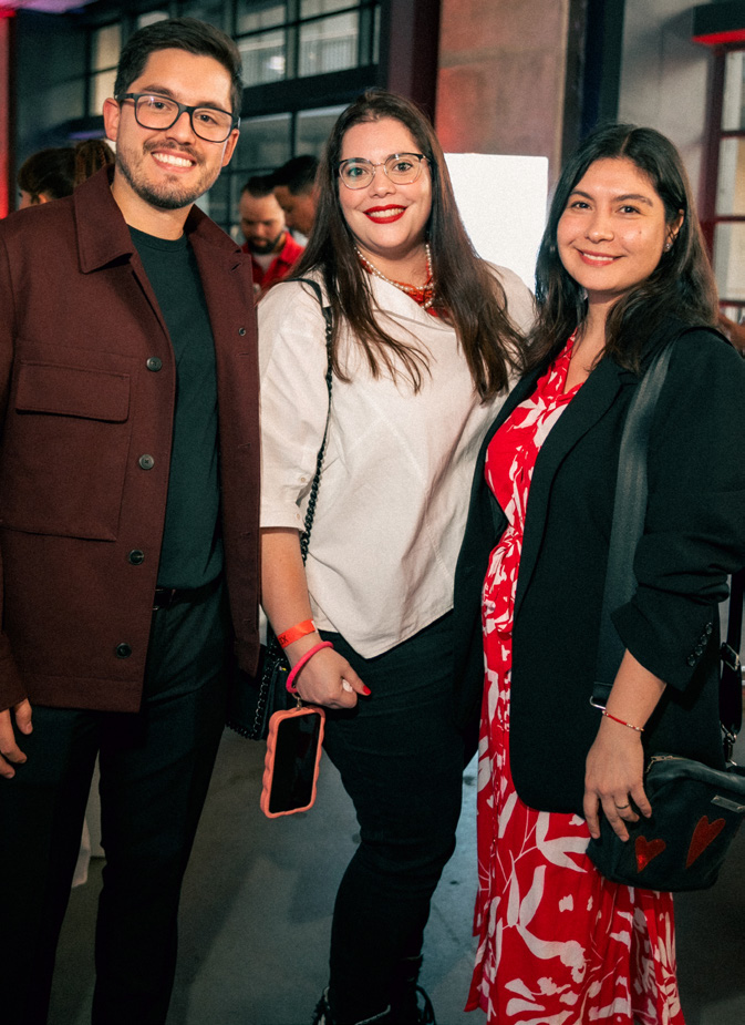 Cristóbal Berardi, Madeleine Marchant y Sofía Piccione