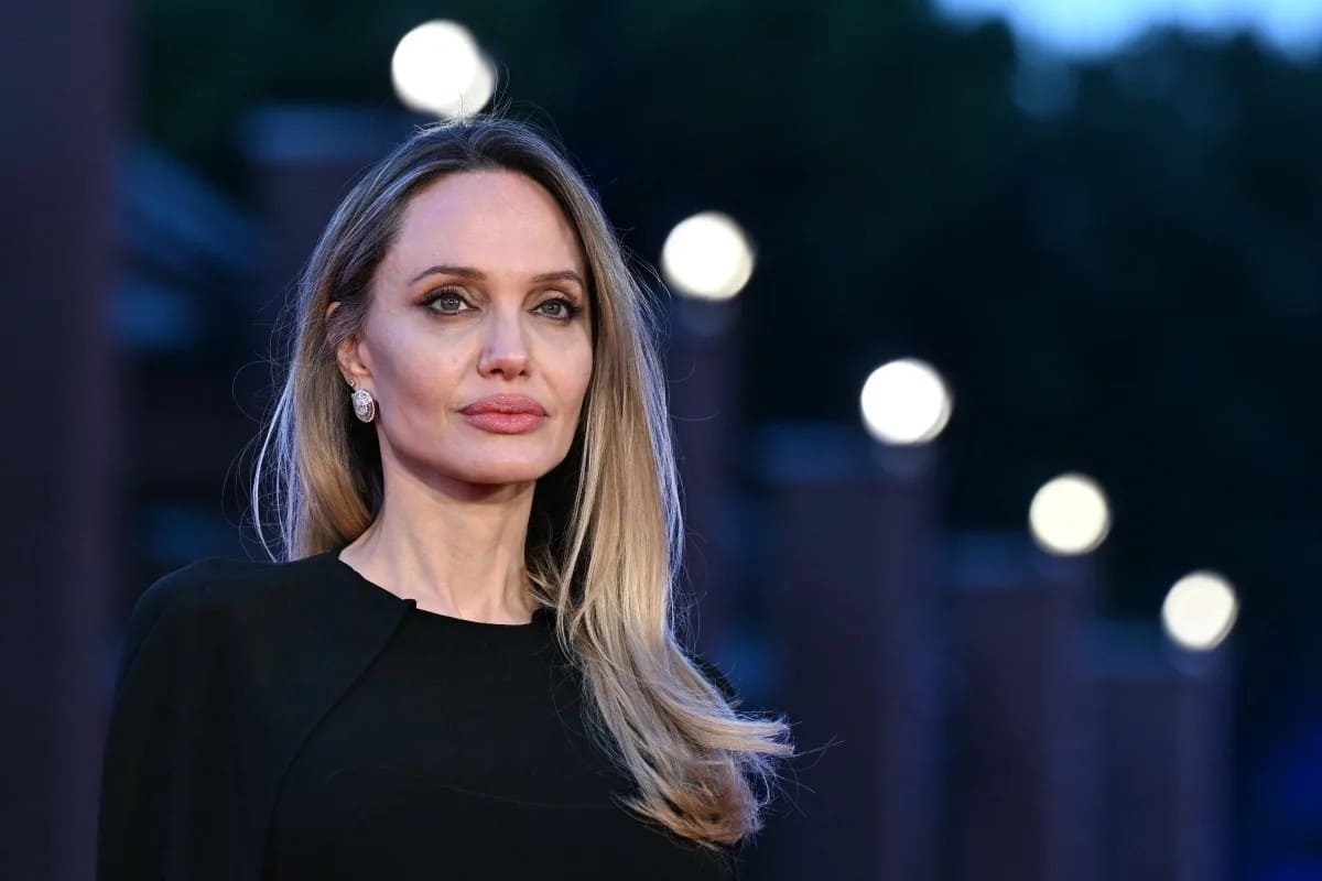 Angelina Jolie rompe el silencio y muestra sus cicatrices de mastectomía