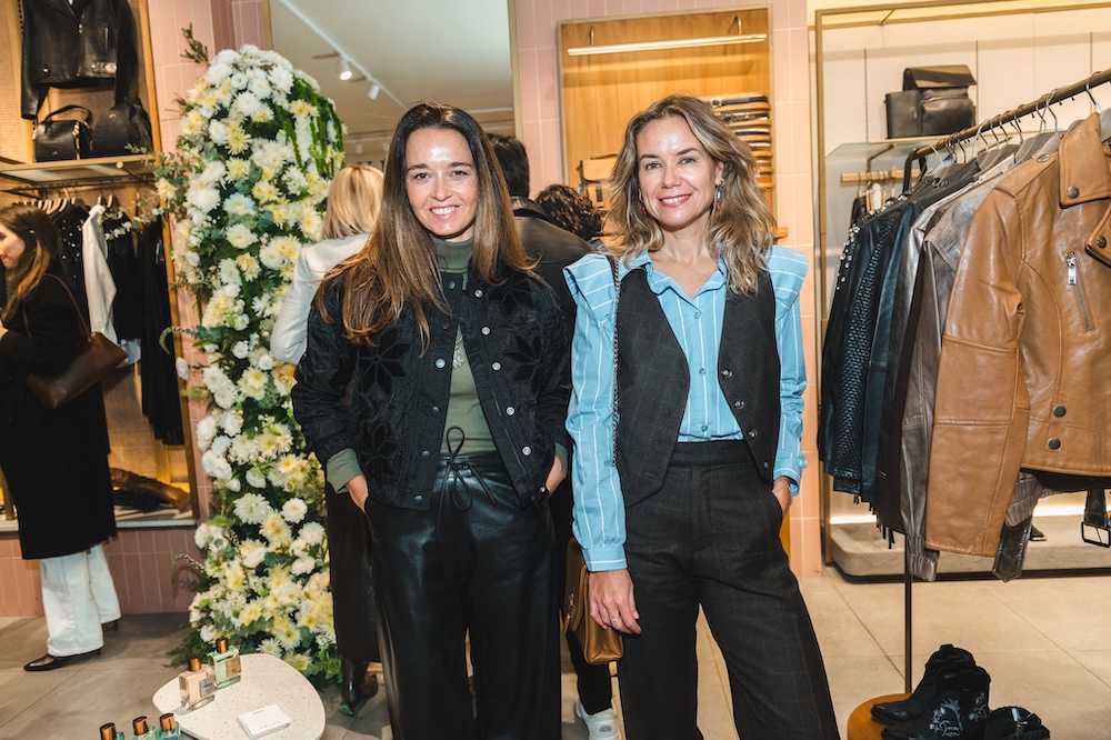 Colomba Urruticoechea y Natalia Eva