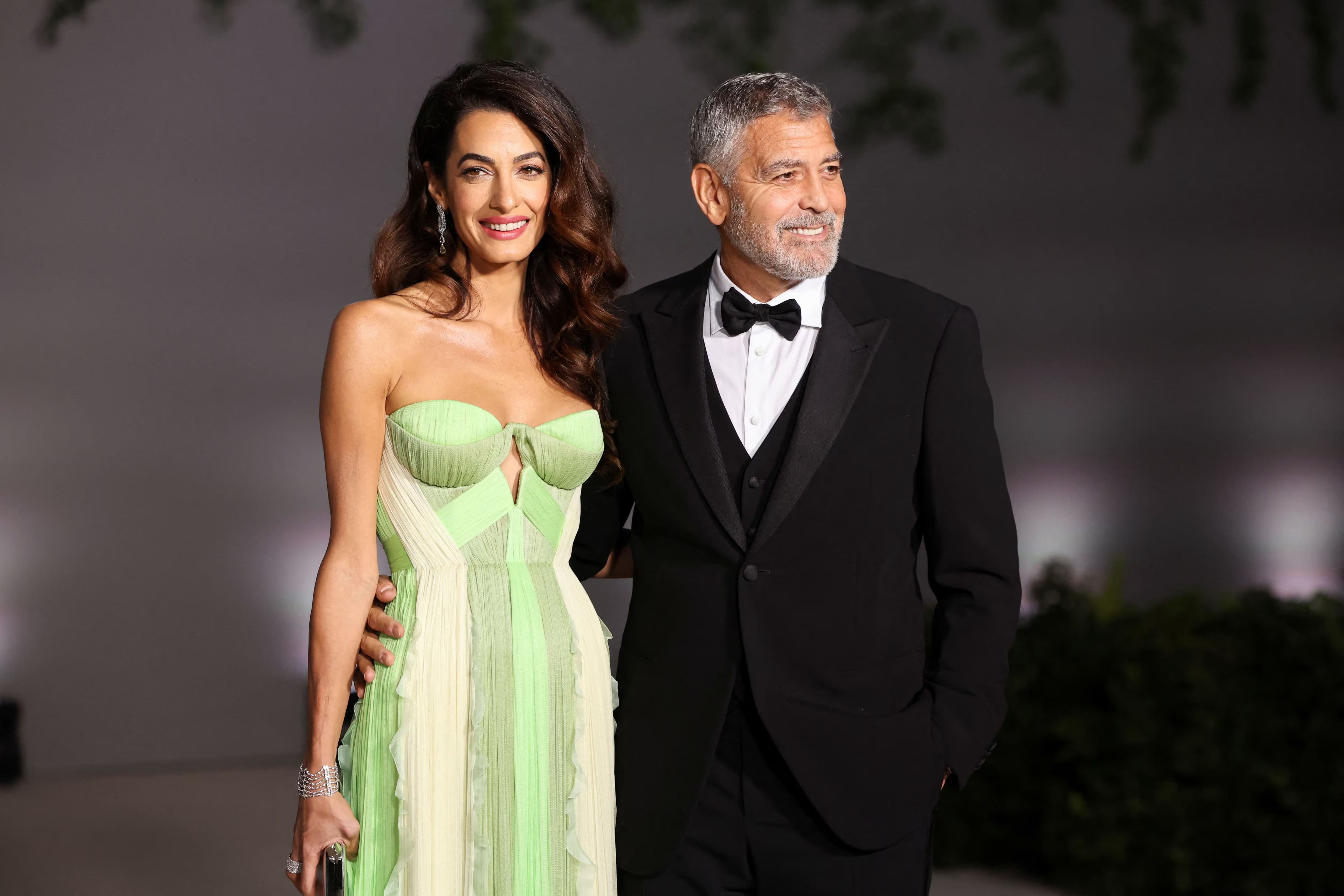 George y Amal Clooney dan un giro familiar y aseguran ciudadanía francesa
