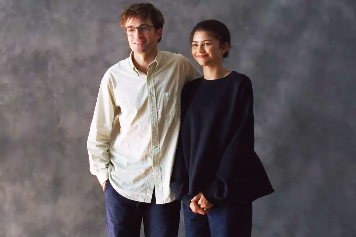 Nuevo drama romántico muestra a Zendaya y Robert Pattinson en el altar