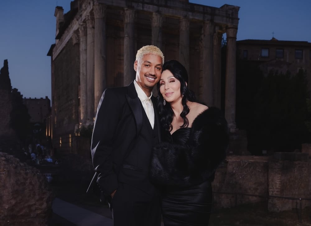 ¡Cher se casa! Antes de cumplir 80 años, contraerá matrimonio con su novio de 39 años