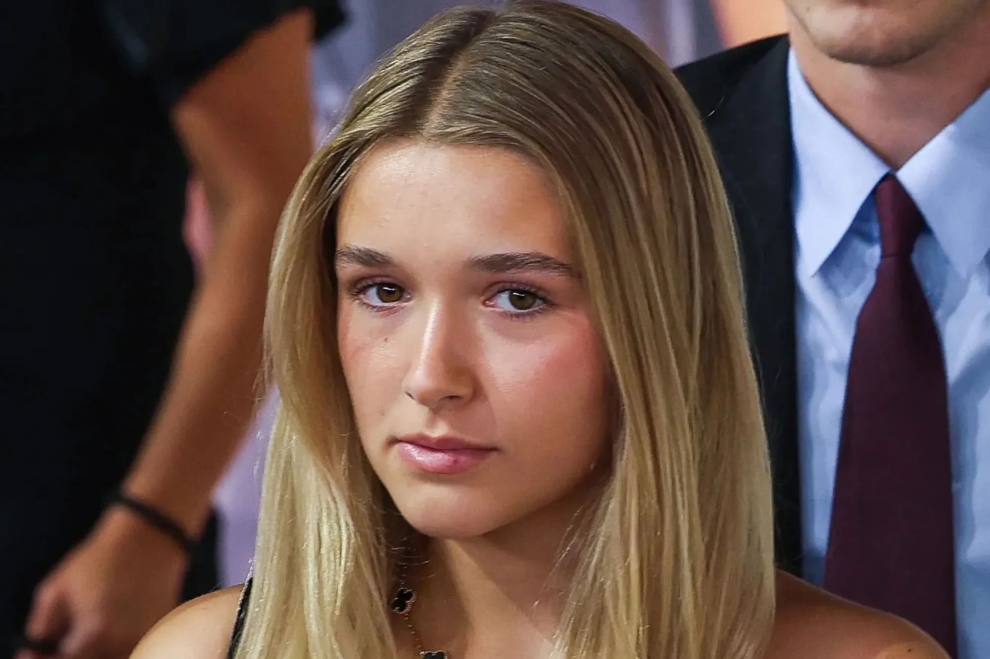 Harper Beckham dedica un mensaje a sus hermanos en medio de la tensión con Brooklyn