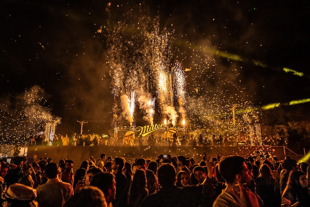 Cerveza Miller y Salvaje Experience refrescaron el verano con exitosa fiesta en Maitencillo