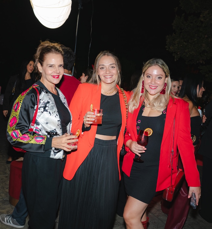 Andrea Hoffman, Isidora Cog y Francisca Huerta