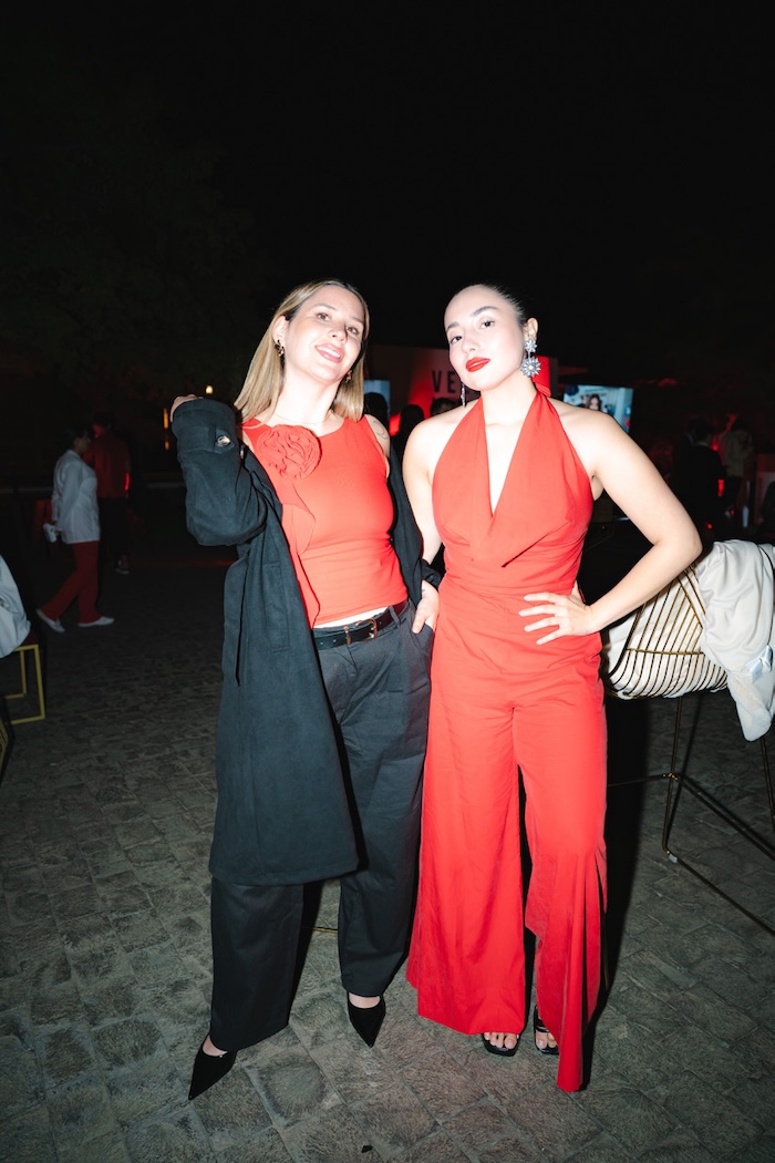 Josefa Baldi y Catalina Iracabal.