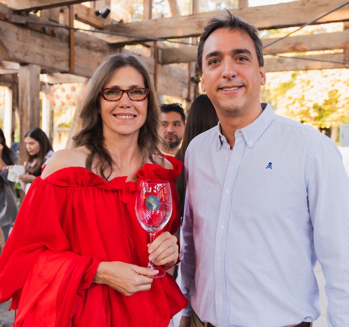 Mariana Martínez y Javier Brzovic.