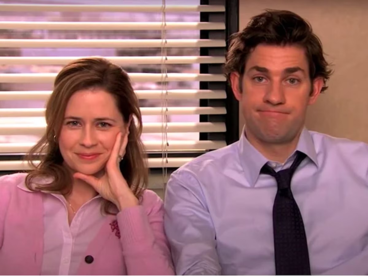 4 de cada 10 chilenos reconoce haber tenido un romance en la oficina