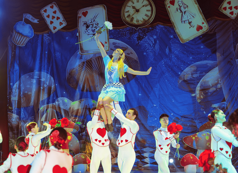 Alicia Wonderland Experience llega a Estación Mapocho estas vacaciones
