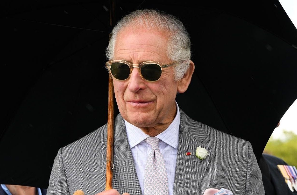 Carlos III deberá elegir entre dos eventos familiares