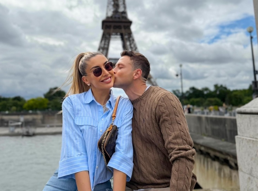 Camila Andrade comparte románticas fotos con su nueva pareja desde París