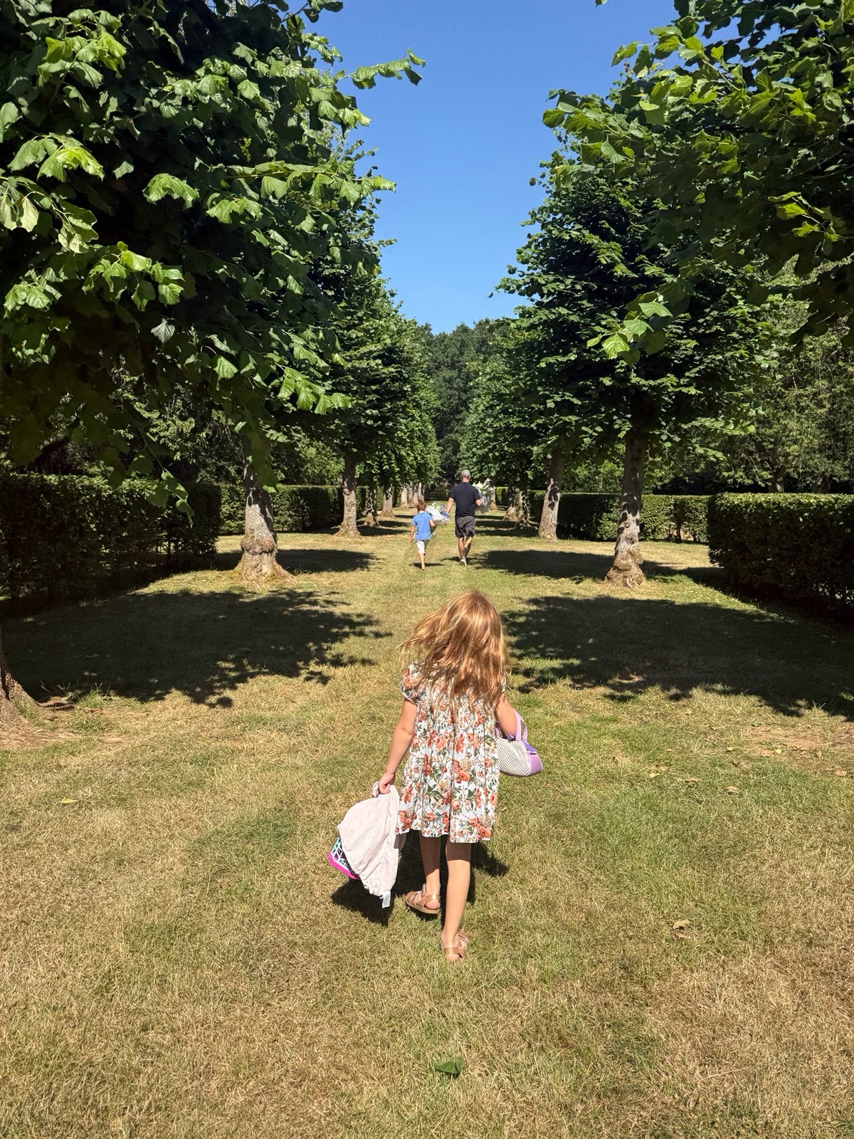 Harry, Meghan y sus hijos visitan la casa donde creció Diana