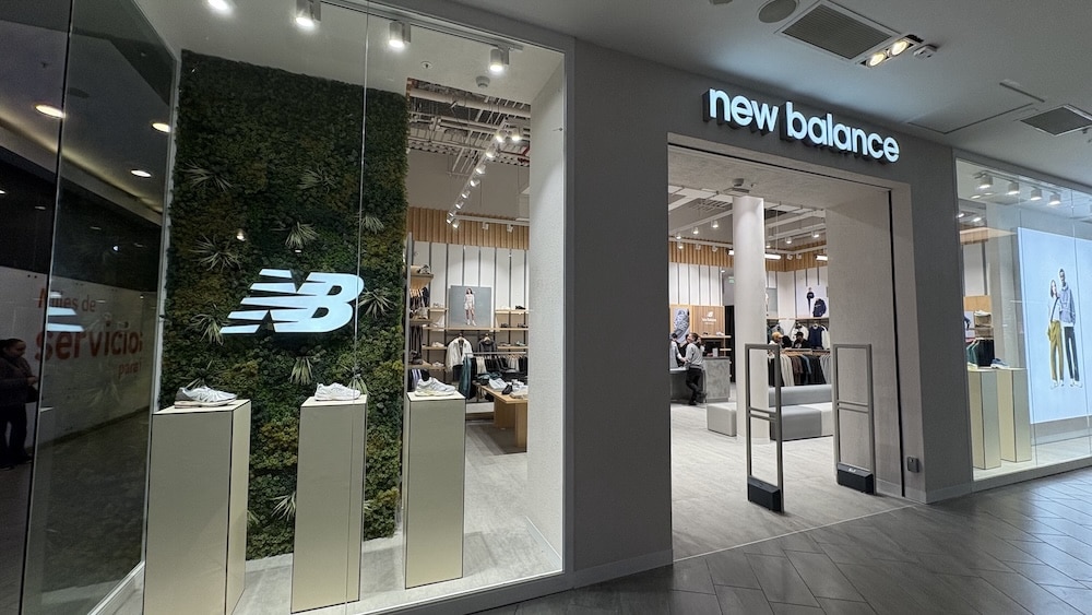 New Balance presenta su nuevo concepto de tienda Metro Flex 2.0 en Mallplaza Oeste