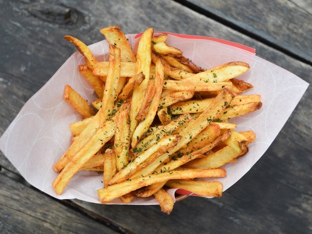 ¿Cuál es la ciudad más fanática de las papas fritas? Esto dice el delivery (y no es Santiago)